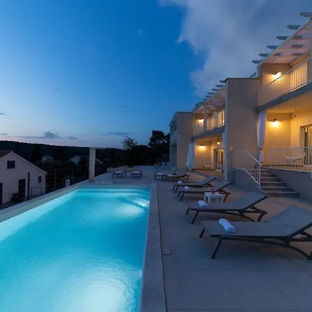 Tilagus - Perla Žman